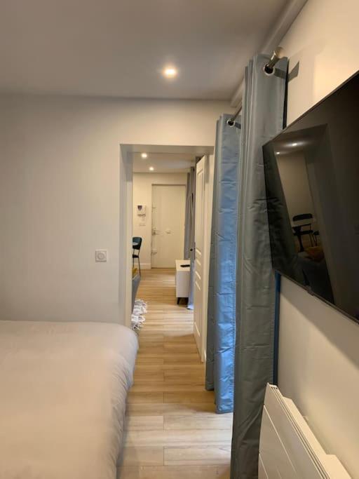 Appartement Renovated Close To Opera Parijs